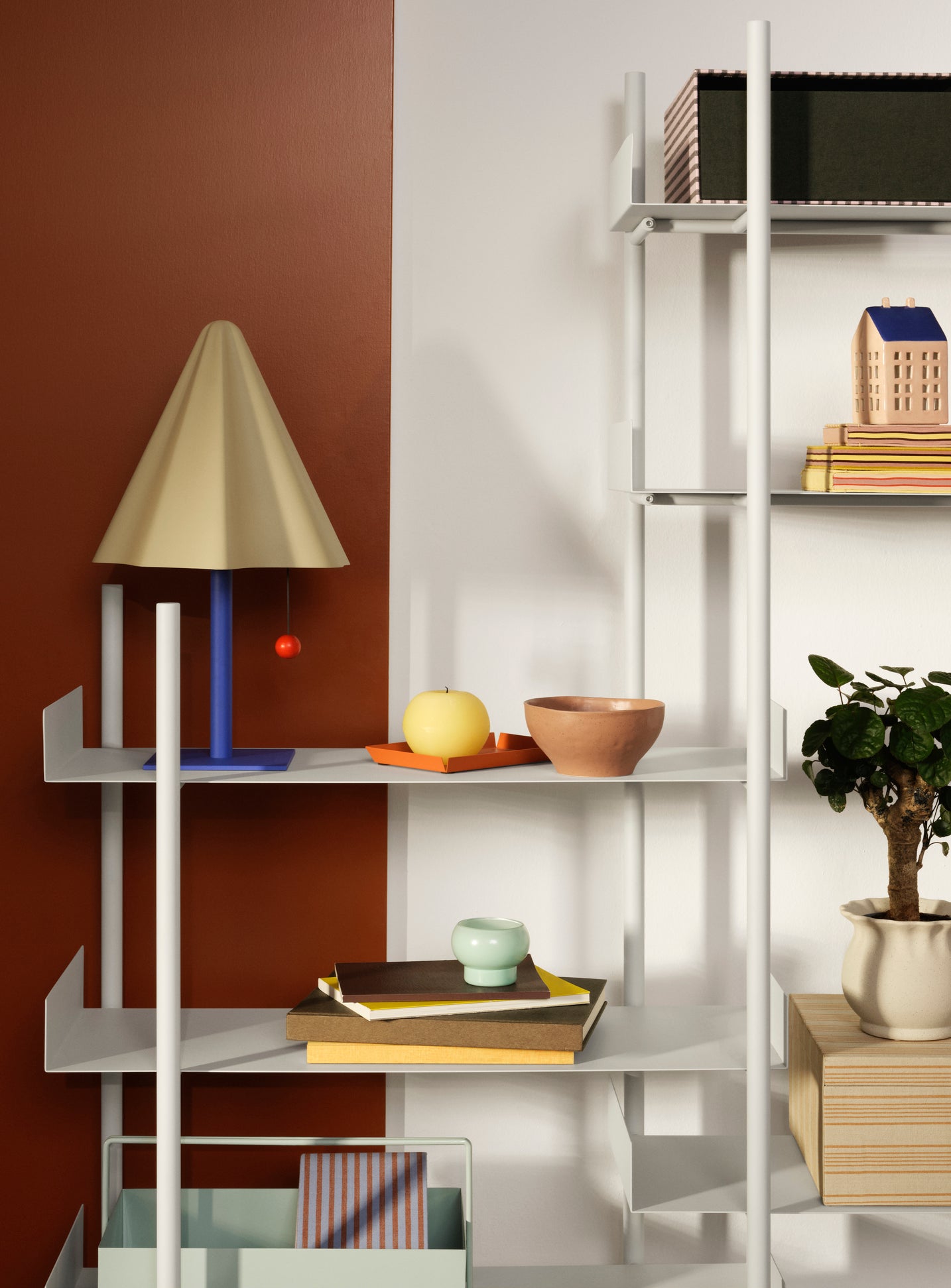 BROSTE COPENHAGEN SKIRT BORDSLAMPA Ø30 CM