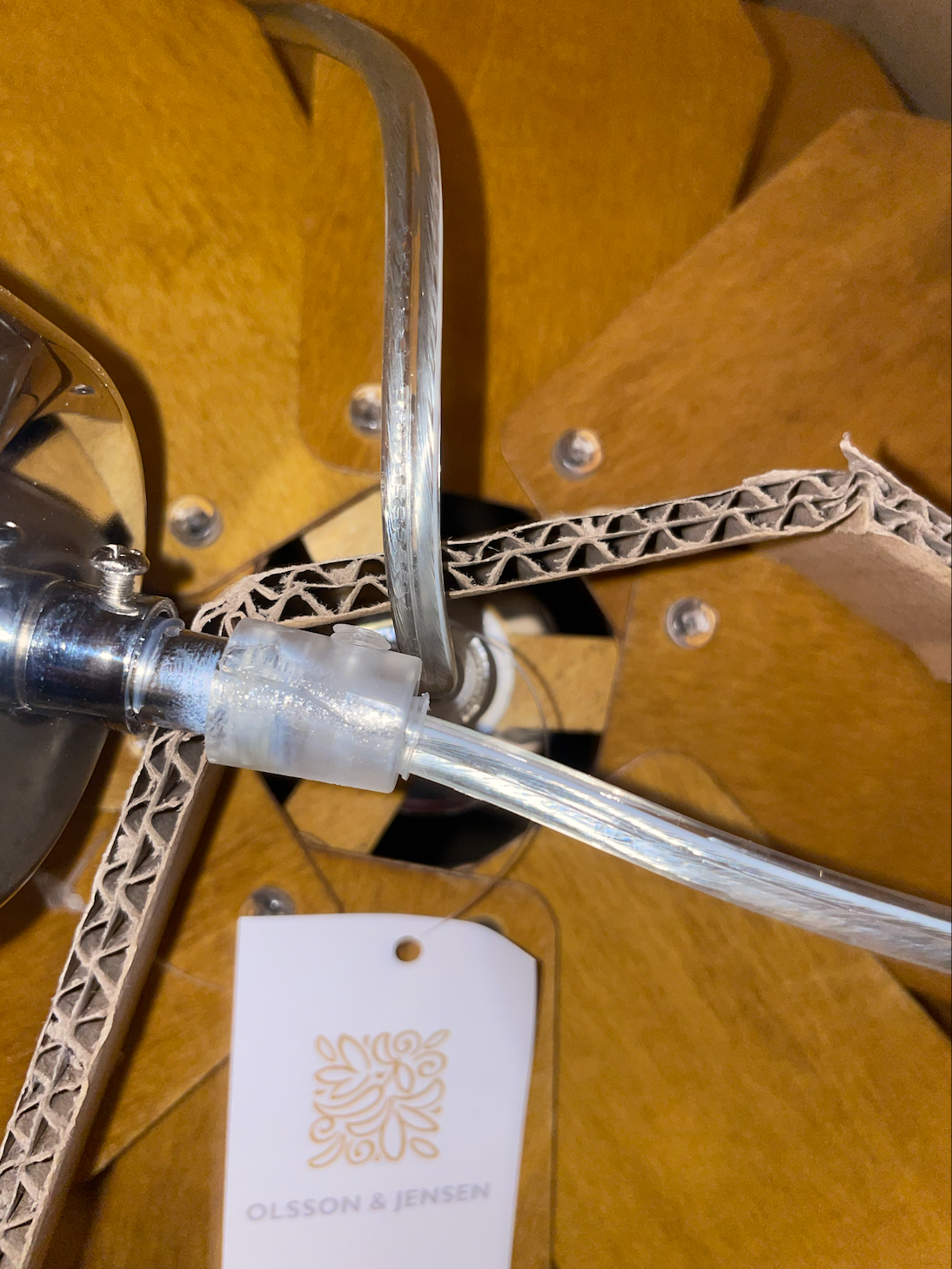 KEGLE LOFTSLAMPE TRÆ BRUNT LILLE - OUTLET PRODUKT