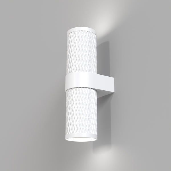 Fredde vägglampa vit