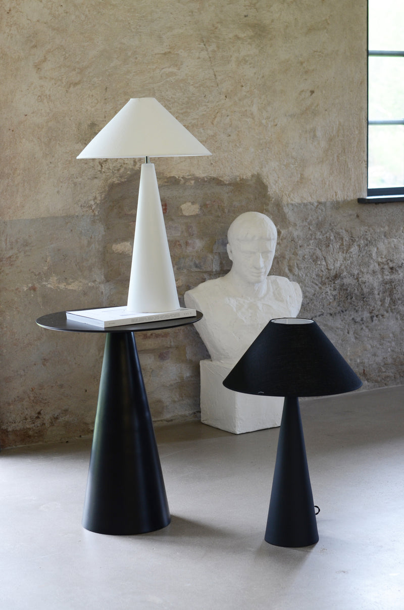 CONE LAMPFOT MATT SVART