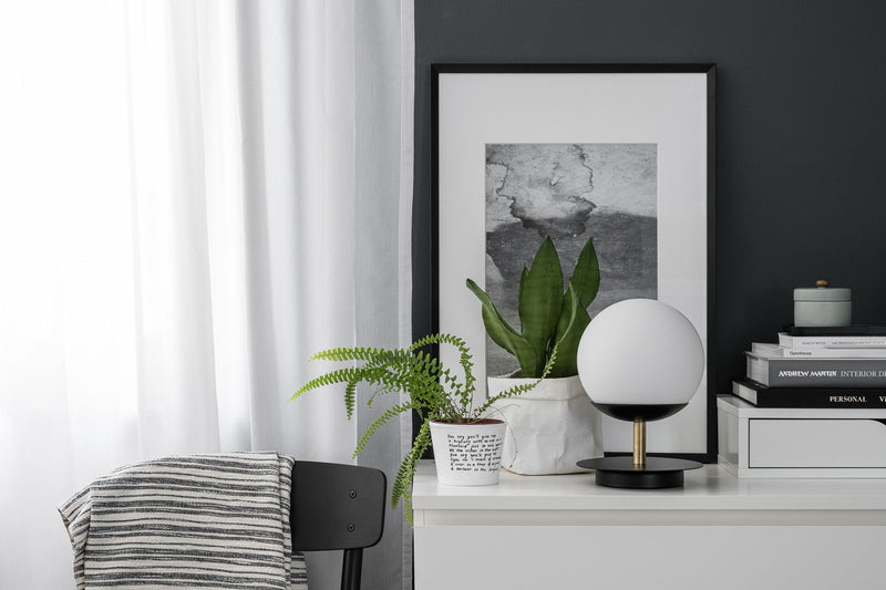 Plaat ST bordslampa SVART/GULD
